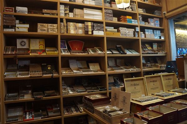 Silver Leaf Cigar Lounge